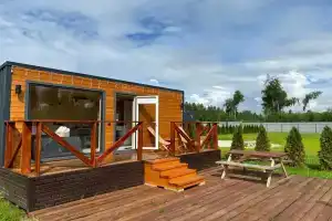 Gorkiy Viledzh Camping, Bushnevo