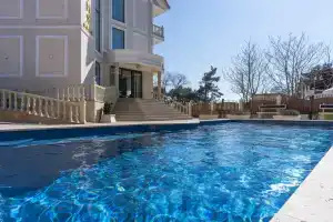 Dinastiya (gelendzhik), Gelendzik