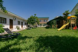 Guest house Eleonora, Candripsh