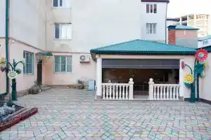 Guest house v Rayone