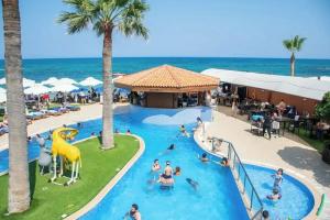 MIMOZA Seafront Hotel & Beach