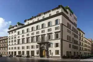 Romeo Napoli, Naples