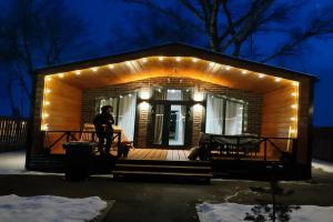 7 Subbot Cottage, Beloozyorsky