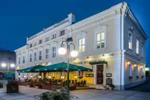 Nelson Hotel, Hajduszoboszlo