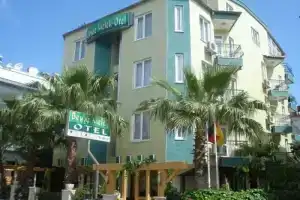 Beyaz Melek, Antalya