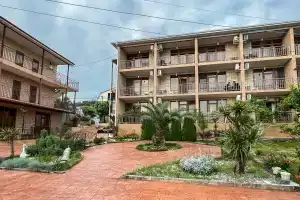 Ogonek Abkhazii Guest house, Candripsh