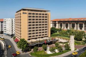 Divan Istanbul, Istanbul