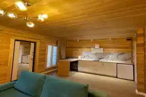 Derevyannaya Camping, Yuzhno-Morskoy