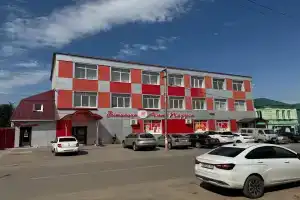 Alye Parusa Hotel, Petrovsk