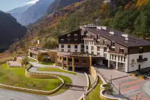 Forrest Terrace Hotel, Verkhny Fiagdon