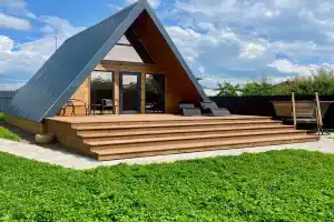 Shalash Time Guest House