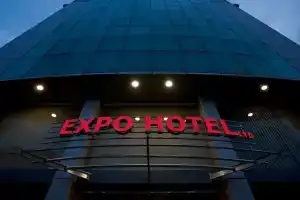 Expo Hotel