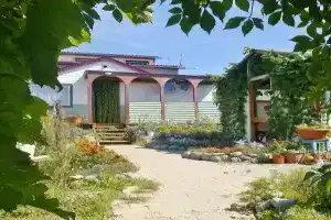 Dom Gruzhevskih Cottage, Slavyanka