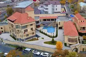 Grand Hills, Yerevan