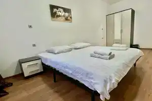 Simple Seasons Rooms Furnished Rooms