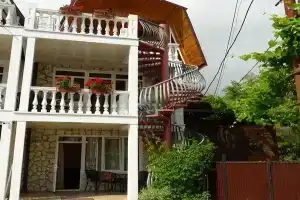 Dautia Hotel, Novyjj Afon