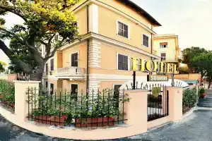 Sourire Hotel, Rome