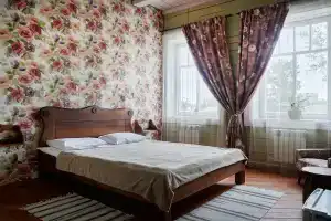 Dohodnyij Dom Listratovoj Hotel, Irkutsk