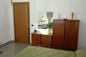 B&B Galileo, Naples