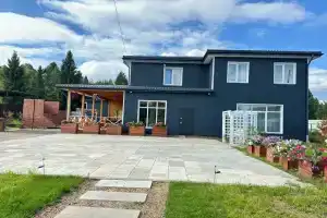 Astra Cottage, Kirov