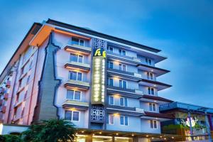 LAMORA Sagan Yogyakarta, Yogyakarta