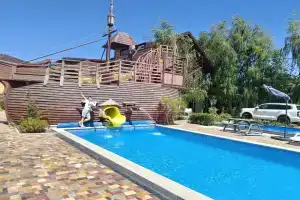 Zagorodnyy klub Atmosfera Hotel, Volodarsky