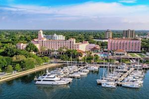 The Vinoy Resort & Golf Club, Autograph Collection, Saint Petersburg