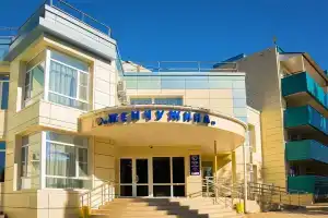 "Zemcuzina" Pansionat, Alushta
