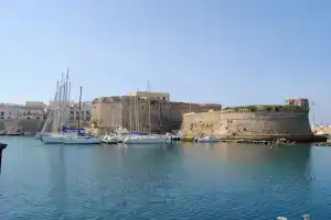 B&B Palazzo del Capitolo - By I Bastioni San Domenico, Gallipoli