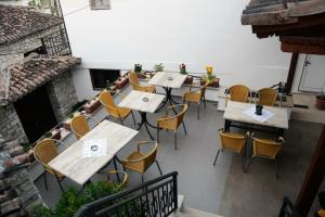 Osumi Hotel, Berat