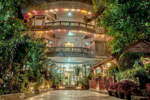 Hotel Silver Oaks Inn, Pokhara