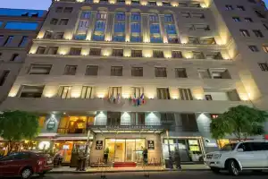 Paris Hotel, Yerevan