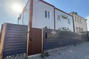 Grafit Guest house