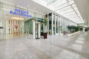 JS Luwansa Hotel and Convention Center, Jakarta
