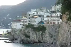 Vietri sul Mare - Hotels