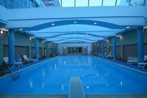 Vlora International, Vlore