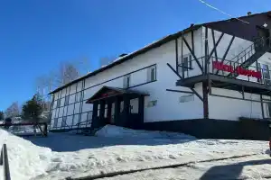 Alen Hostel, Gubakha