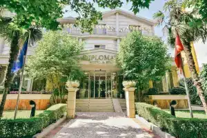 Diplomat Hotel & Spa, Tirana