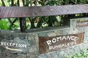 Romance Bungalows, Beau Vallon