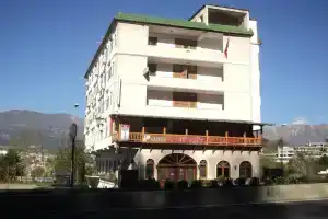 Hotel Arberia, Tirana
