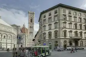 Il Salotto di Firenze, Florence