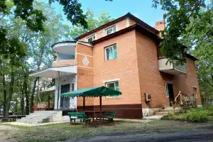 Dubki u Valentiny Tourist base, Yagodnoye