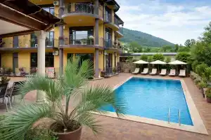 Korall Mini-Hotel, Candripsh