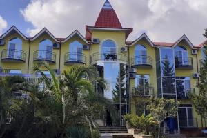 Delta Hotel, Ureki