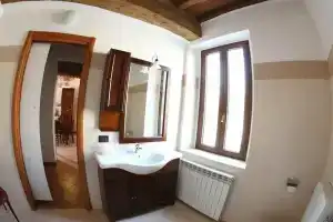 B&B Stradivari, Cremona