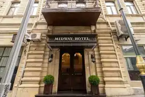 Midway Hotel, Baku