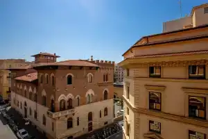 Domus Veneto Rome, Rome