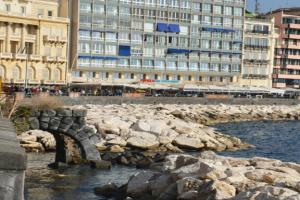 Dimora Megaride, Naples
