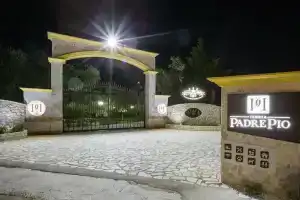 Tenuta Padre Pio, Vieste