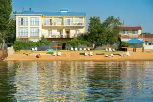 Zolotyie Peski Hotel, Feodosiya